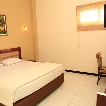 Arya Graha Semarang Hotel Exterior photo