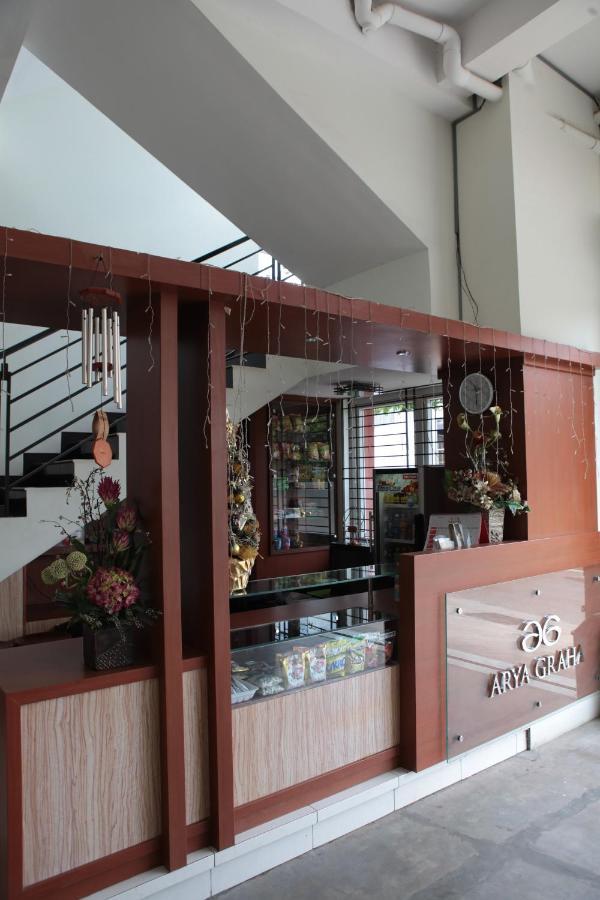 Arya Graha Semarang Hotel Exterior photo