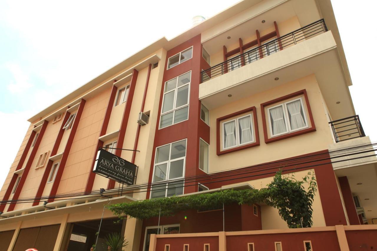 Arya Graha Semarang Hotel Exterior photo