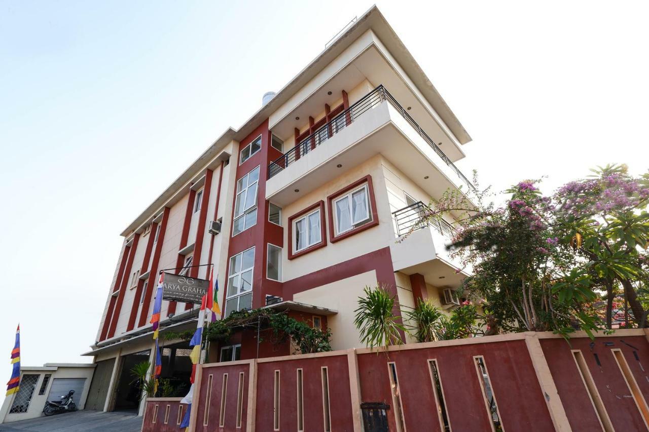 Arya Graha Semarang Hotel Exterior photo
