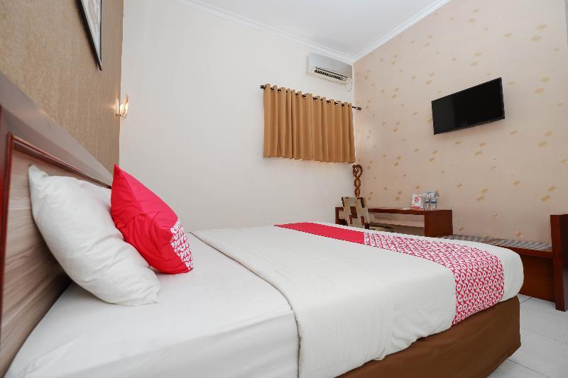Arya Graha Semarang Hotel Exterior photo